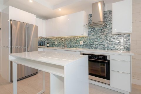 Copropriété à louer à Miami Beach, Floride: 55.74 m2 № 2177988 - photo 10