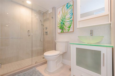 Copropriété à louer à Miami Beach, Floride: 55.74 m2 № 2177988 - photo 22