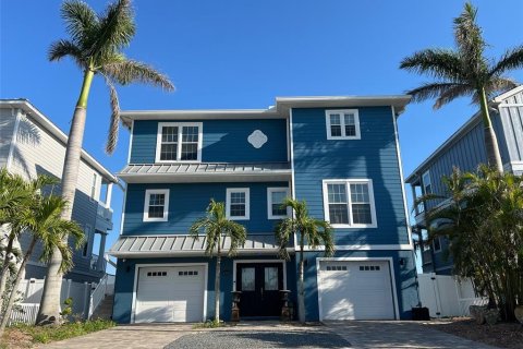 Villa ou maison à vendre à Madeira Beach, Floride: 4 chambres, 260.5 m2 № 1911464 - photo 2