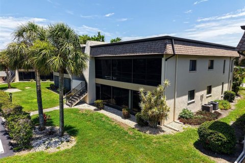 Condominio en alquiler en Venice, Florida, 2 dormitorios, 110.18 m2 № 1769015 - foto 1