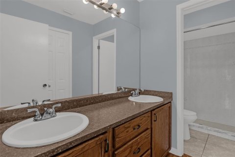 Villa ou maison à louer à Orlando, Floride: 2 chambres, 128.21 m2 № 2415059 - photo 24