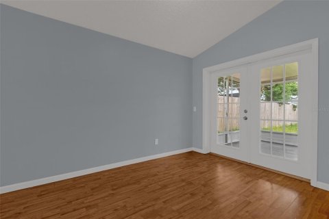 Villa ou maison à louer à Orlando, Floride: 2 chambres, 128.21 m2 № 2415059 - photo 8