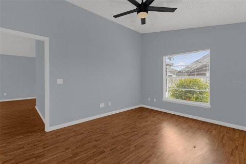 Villa ou maison à louer à Orlando, Floride: 2 chambres, 128.21 m2 № 2415059 - photo 23