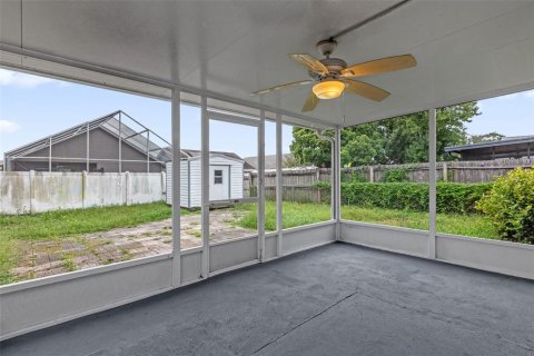 Villa ou maison à louer à Orlando, Floride: 2 chambres, 128.21 m2 № 2415059 - photo 28