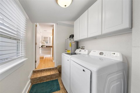 Casa en venta en Orlando, Florida, 3 dormitorios, 151.52 m2 № 1900079 - foto 22
