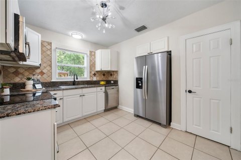 Casa en venta en Orlando, Florida, 3 dormitorios, 151.52 m2 № 1900079 - foto 12