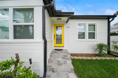 Casa en venta en Orlando, Florida, 3 dormitorios, 151.52 m2 № 1900079 - foto 2
