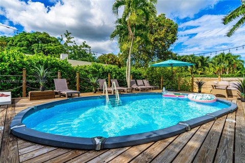 Снять в аренду виллу или дом в Майами, Флорида 5 спален, 263.01м2, № 1991305 - фото 8