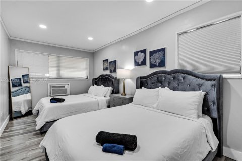 Снять в аренду виллу или дом в Майами, Флорида 5 спален, 263.01м2, № 1991305 - фото 25