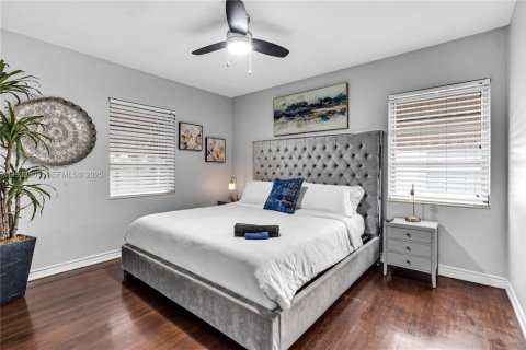 Снять в аренду виллу или дом в Майами, Флорида 5 спален, 263.01м2, № 1991305 - фото 30