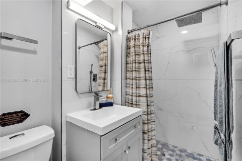 Снять в аренду виллу или дом в Майами, Флорида 5 спален, 263.01м2, № 1991305 - фото 28