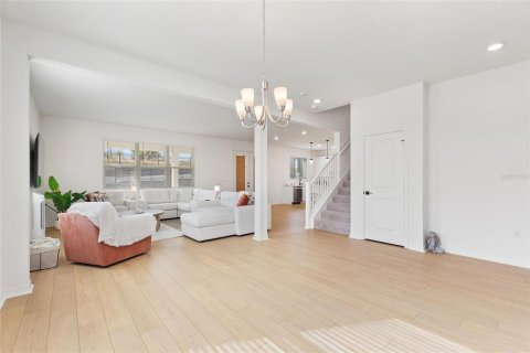 Купить виллу или дом в Дэвенпорт, Флорида 13 комнат, 286.51м2, № 1526002 - фото 16