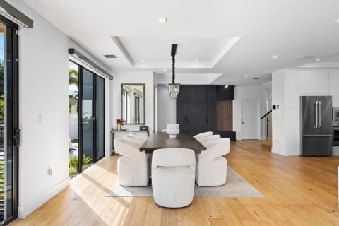 House in Fort Lauderdale, Florida 3 bedrooms, 228.35 sq.m. № 2083636 - photo 29