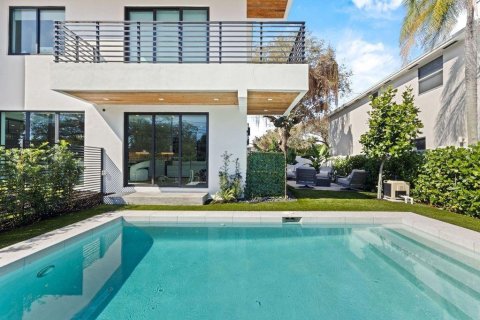 House in Fort Lauderdale, Florida 3 bedrooms, 228.35 sq.m. № 2083636 - photo 7