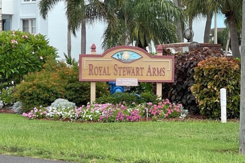 Condominio en Dunedin, Florida, 2 dormitorios  № 2103714