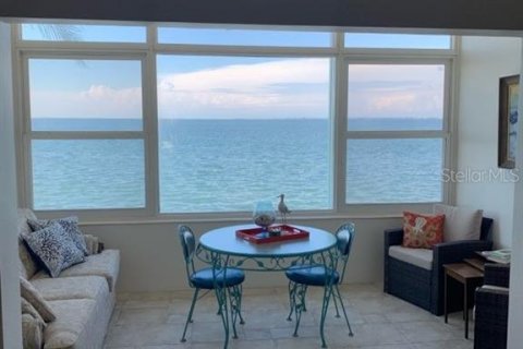Condominio en alquiler en Dunedin, Florida, 2 dormitorios, 106 m2 № 2103714 - foto 2