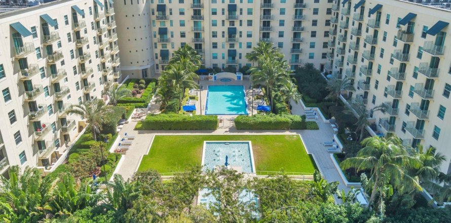 Condo in West Palm Beach, Florida, 1 bedroom  № 1051161