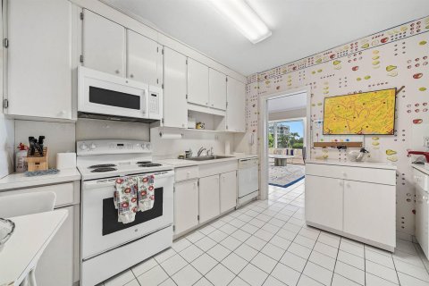Condominio en venta en Palm Beach, Florida, 2 dormitorios, 144.18 m2 № 2189310 - foto 18