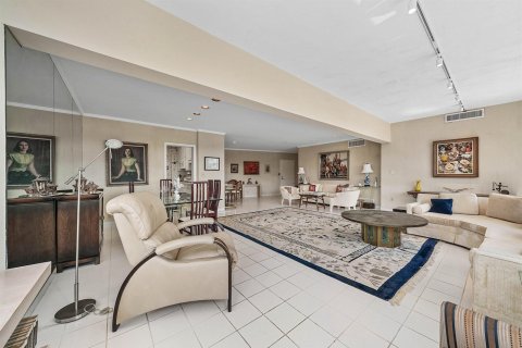 Condominio en venta en Palm Beach, Florida, 2 dormitorios, 144.18 m2 № 2189310 - foto 15