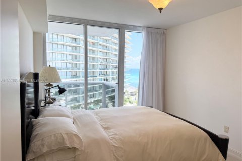 Condominio en venta en Sunny Isles Beach, Florida, 2 dormitorios, 147.81 m2 № 1684093 - foto 15