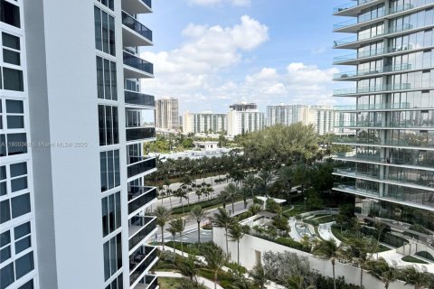 Condominio en venta en Sunny Isles Beach, Florida, 2 dormitorios, 147.81 m2 № 1684093 - foto 5