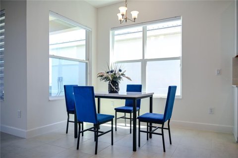 House in Wesley Chapel, Florida 4 bedrooms, 231.51 sq.m. № 1573609 - photo 18