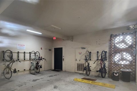 Condominio en alquiler en Saint Petersburg, Florida, 2 dormitorios, 120.59 m2 № 1910322 - foto 3