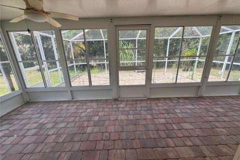 Casa en alquiler en Winter Haven, Florida, 2 dormitorios, 91.79 m2 № 2208225 - foto 14