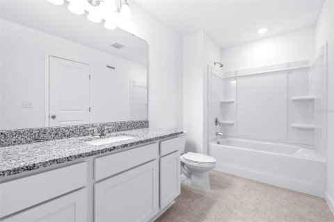 Townhouse in Davenport, Florida 3 bedrooms, 132.01 sq.m. № 1734259 - photo 18