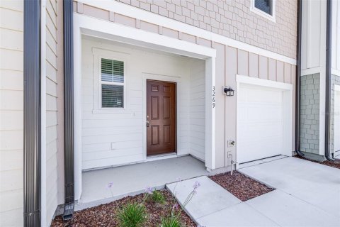 Townhouse in Davenport, Florida 3 bedrooms, 132.01 sq.m. № 1734259 - photo 3