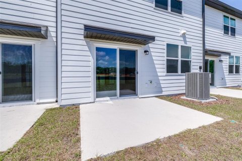 Townhouse in Davenport, Florida 3 bedrooms, 132.01 sq.m. № 1734259 - photo 27