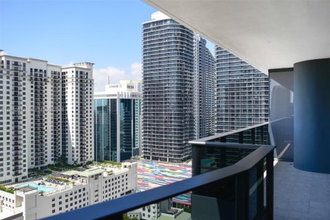 Copropriété à louer à Miami, Floride: 1 chambre, 84.17 m2 № 1998009 - photo 2