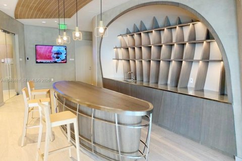 Copropriété à louer à Miami, Floride: 1 chambre, 84.17 m2 № 1998009 - photo 10