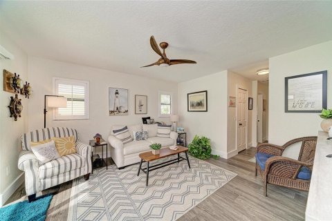 Villa ou maison à vendre à Punta Gorda, Floride: 3 chambres, 183.02 m2 № 2361288 - photo 28