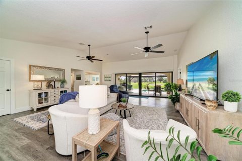 Villa ou maison à vendre à Punta Gorda, Floride: 3 chambres, 183.02 m2 № 2361288 - photo 9