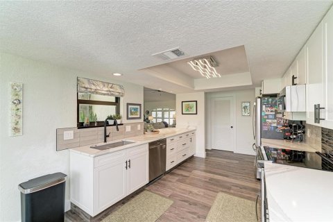 Villa ou maison à vendre à Punta Gorda, Floride: 3 chambres, 183.02 m2 № 2361288 - photo 17