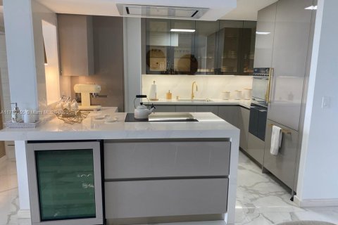 Copropriété à vendre à Miami, Floride: 2 chambres, 95.69 m2 № 1705131 - photo 7