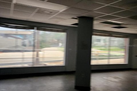 Immobilier commercial à louer à Clearwater, Floride: 498.98 m2 № 1347273 - photo 11