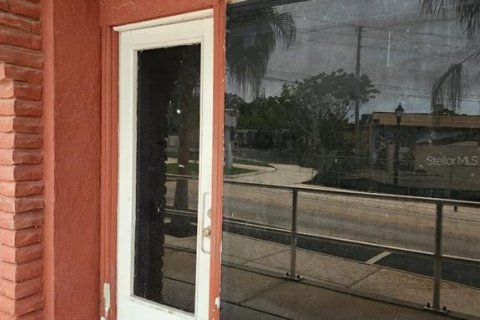 Immobilier commercial à louer à Clearwater, Floride: 498.98 m2 № 1347273 - photo 2