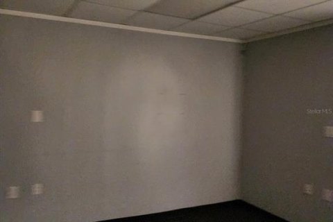 Immobilier commercial à louer à Clearwater, Floride: 498.98 m2 № 1347273 - photo 18