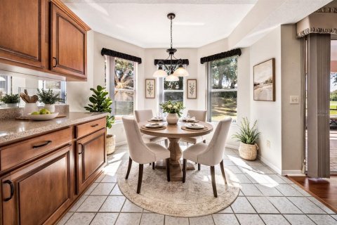 Casa en venta en Lake Mary, Florida, 4 dormitorios, 200.85 m2 № 2093874 - foto 6