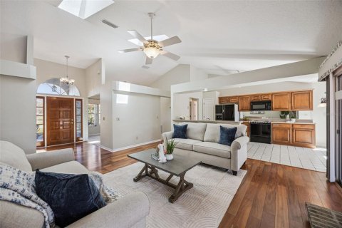 Casa en venta en Lake Mary, Florida, 4 dormitorios, 200.85 m2 № 2093874 - foto 15