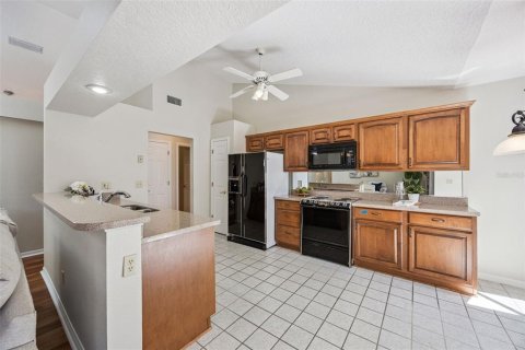 Casa en venta en Lake Mary, Florida, 4 dormitorios, 200.85 m2 № 2093874 - foto 9