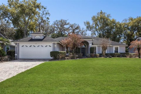 Casa en venta en Lake Mary, Florida, 4 dormitorios, 200.85 m2 № 2093874 - foto 2