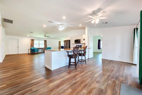 Villa ou maison à vendre à Cape Coral, Floride: 2 chambres, 163.6 m2 № 1755639 - photo 13