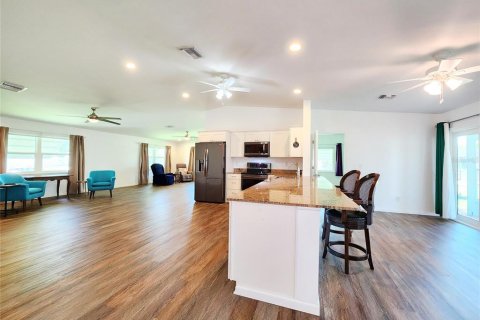 Villa ou maison à vendre à Cape Coral, Floride: 2 chambres, 163.6 m2 № 1755639 - photo 14