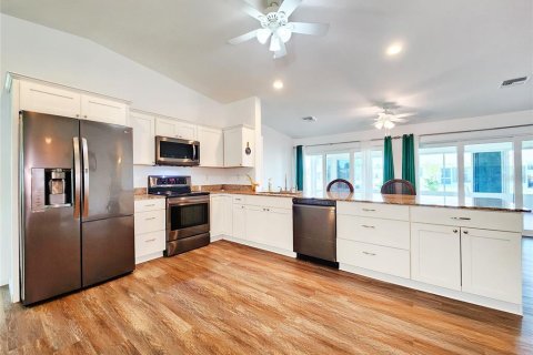 Villa ou maison à vendre à Cape Coral, Floride: 2 chambres, 163.6 m2 № 1755639 - photo 16