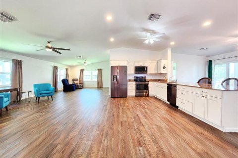 Villa ou maison à vendre à Cape Coral, Floride: 2 chambres, 163.6 m2 № 1755639 - photo 11