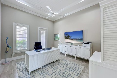 House in Windermere, Florida 4 bedrooms, 384.24 sq.m. № 2225659 - photo 6