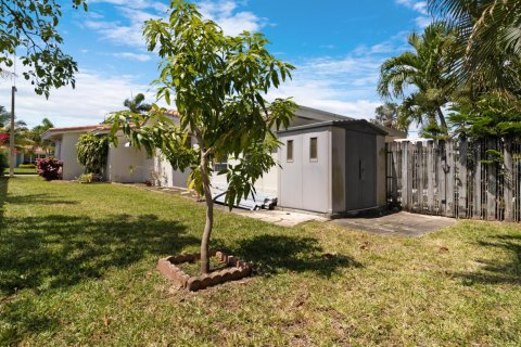 Casa en venta en Fort Lauderdale, Florida, 3 dormitorios, 154.59 m2 № 1160311 - foto 1